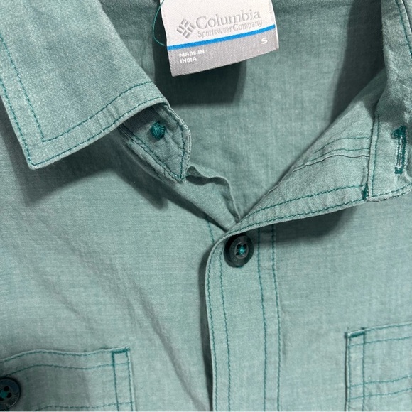 Columbia Men's Button Front Shirt Short Sleeve Camp Outdoor Small Green FLAW - Picture 3 of 6